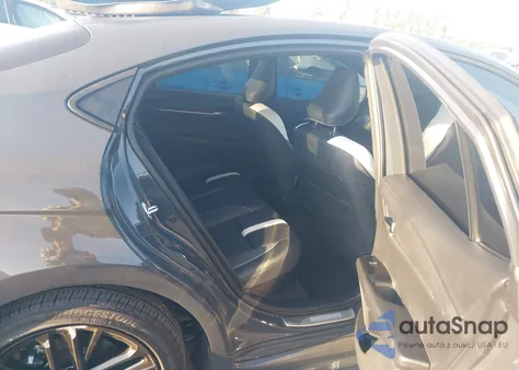 2025 Toyota Camry Se z USA, uszkodzony, nr VIN 4T1DAACK2SU631194